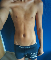 shirtless boys 59bea854f2ebe.jpg