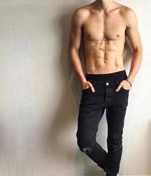 shirtless boys 59bea892a710b.jpg