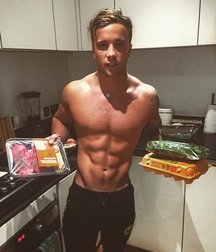 Muscleguys 59c9591d93194.jpg