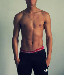 shirtless boys 59d8ee1613201.jpg