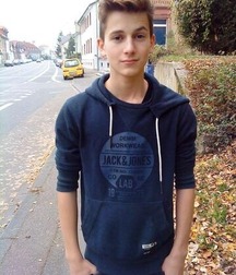 Boys 59db3d3fd9c77.jpg