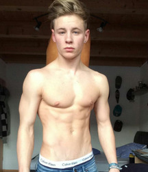 shirtless boys 59f04105477ea.jpg