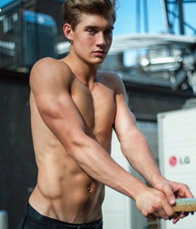 shirtless boys 59f041cac996d.jpg