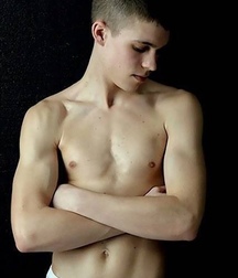 shirtless boys 59f04341cb367.jpg