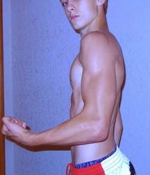 shirtless boys 59f4a85fea88e.jpg