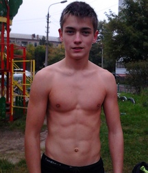 shirtless boys 59f4a8f179c4e.jpg