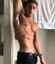 shirtless boys 5a1870f724d0c.jpg