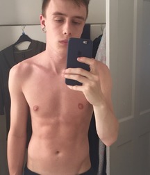 shirtless boys 5a1871c085b6e.jpg