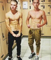 shirtless boys 5a227bcbc9a57.jpg