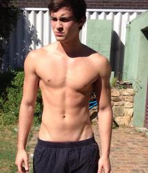 shirtless boys 5a25a9a157ca7.jpg
