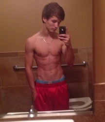 shirtless boys 5a25aa9a8f43d.jpg