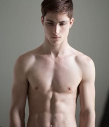 shirtless boys 5a551bad892c2.jpg