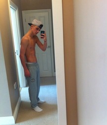 shirtless boys 5a551c4a079b0.jpg
