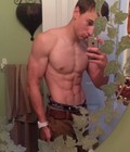 shirtless boys 5a70cdc79959b.jpg