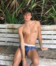 shirtless boys 5a7cba79ccce3.jpg