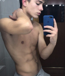 shirtless boys 5a8b0cb7720c9.jpg
