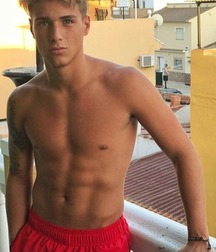 shirtless boys 5a8b0ce8ecb98.jpg