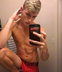 shirtless boys 5a8b0d3bd9901.jpg