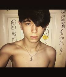 boys 5a9935a6c0a6e.jpg