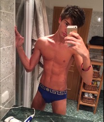 shirtless boys 5a9d8d29f0147.jpg
