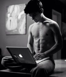 shirtless boys 5a9d8e819b752.jpg
