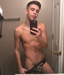 shirtless boys 5a9d8ea0662b9.jpg