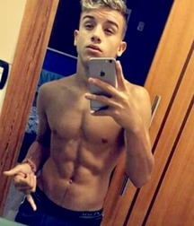 shirtless boys 5aa9839fd6d02.jpg
