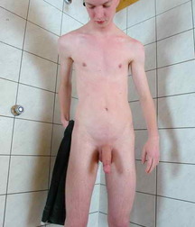 Robert 5aa9883d34373.jpg