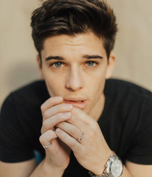 Boys 5ab16c142b10b.jpg