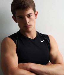 Boys 5ab16d5bc6d8d.jpg