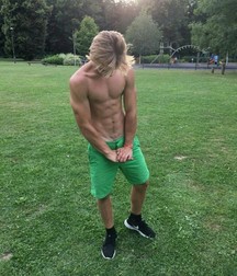 shirtless boys 5ab689b51f159.jpg