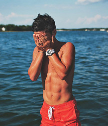 shirtless boys 5ab68a867148a.jpg