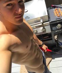 shirtless boys 5ab68b5cf1f44.jpg
