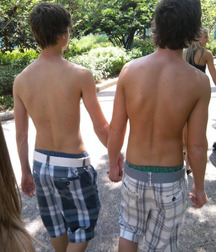 Boys 5ab7f48cb6fa9.jpg