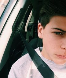 Boys 5ab7f5191887e.jpg