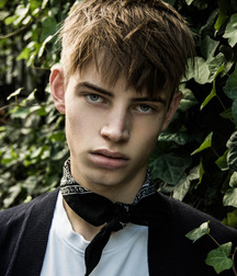 Boys 5ab7f6596a005.jpg