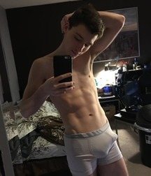 shirtless boys 5aba9b175c481.jpg