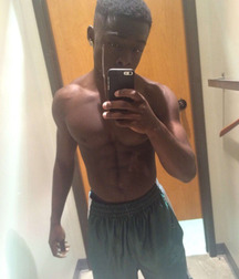 shirtless boys 5aba9bfdd85a1.jpg