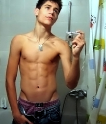 shirtless boys 5aba9c19a4a7e.jpg