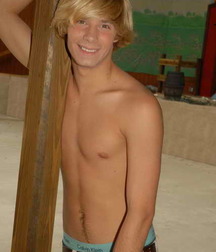 Mitch 5abd33937c0de.jpg