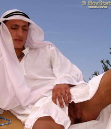 Jay & Dadu 5abf8b715f361.jpg