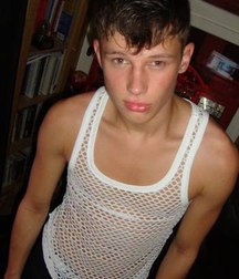 Boys 5abf8e68a2c8f.jpg
