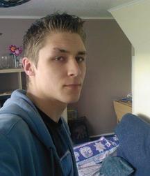 Boys 5abf8ec84b823.jpg