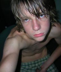 Boys 5abf8ef948737.jpg