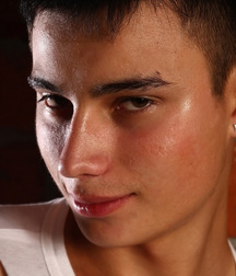 Boys 5abf91c59d929.jpg