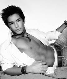 Boys 5abf91f5b3328.jpg