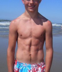 shirtless boys 5ade2b7cb5d42.jpg
