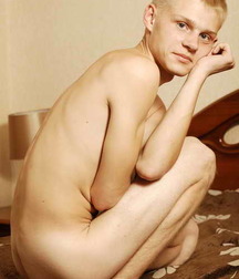 Yuliy 5adf76436a686.jpg