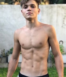 shirtless boys 5b083d92c9a62.jpg