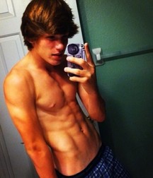 shirtless boys 5b083dafa7e88.jpg